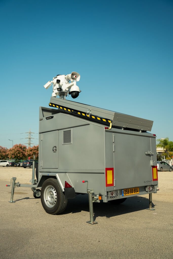 נגרר בסיס – נגרר 1.3 טון עם בלמים, מאושר משרד התחבורה ורישוי צהוב מלא.